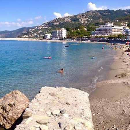 شقة Cordovena Capo dʼOrlando المظهر الخارجي الصورة